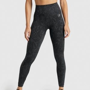 Gymshark Adapt Animal Seamless Legging Size M
